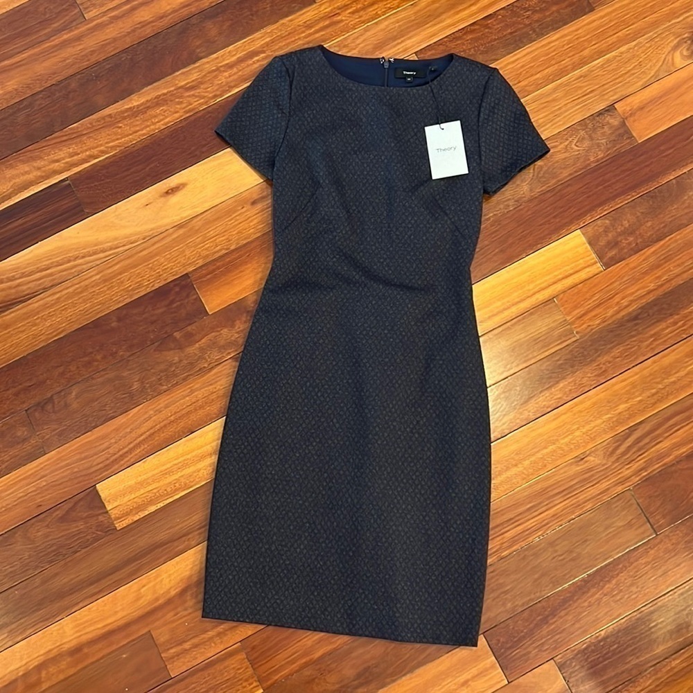 ⭐️ New Theory Betty SS Charcoal Multi Trellis Knit Size 00